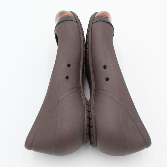 Crocs Ballet Flats Womens 7 Brown Cap Toe Comfort Casual Slip On Shoe Travel - Picture 6 of 8